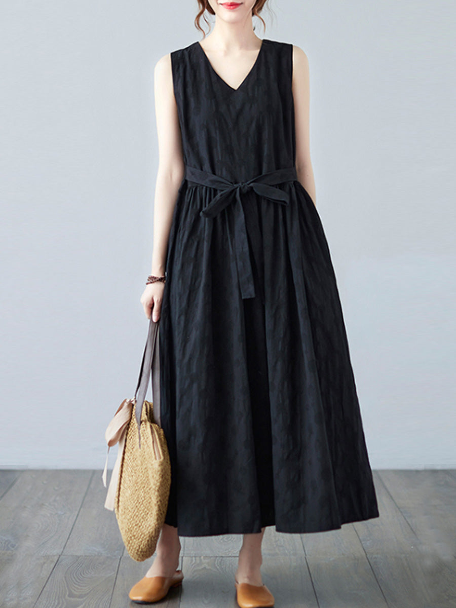 Waist tied sleeveless dress