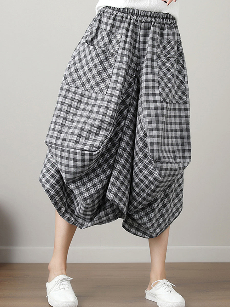 Loose and slim plaid skirt