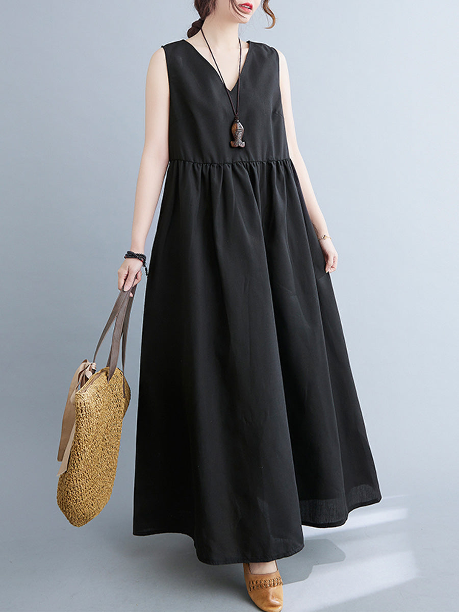 Large V-neck sleeveless dress