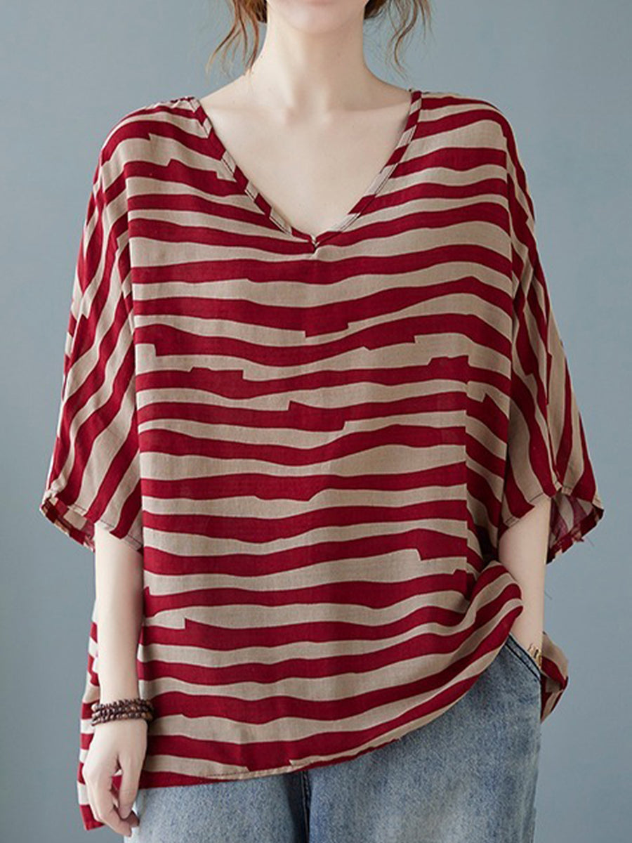 Horizontal striped V-neck shirt