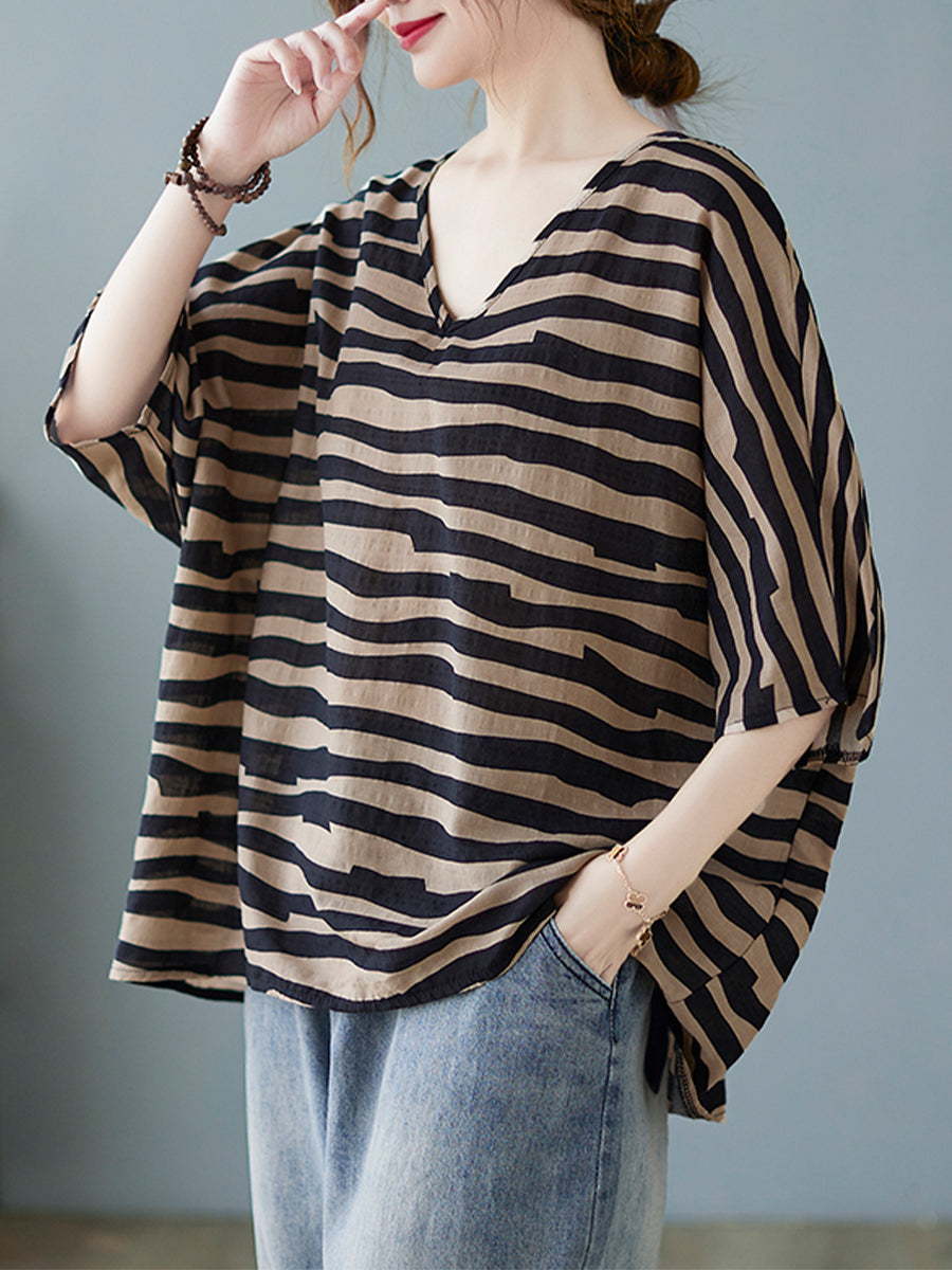 Horizontal striped V-neck shirt