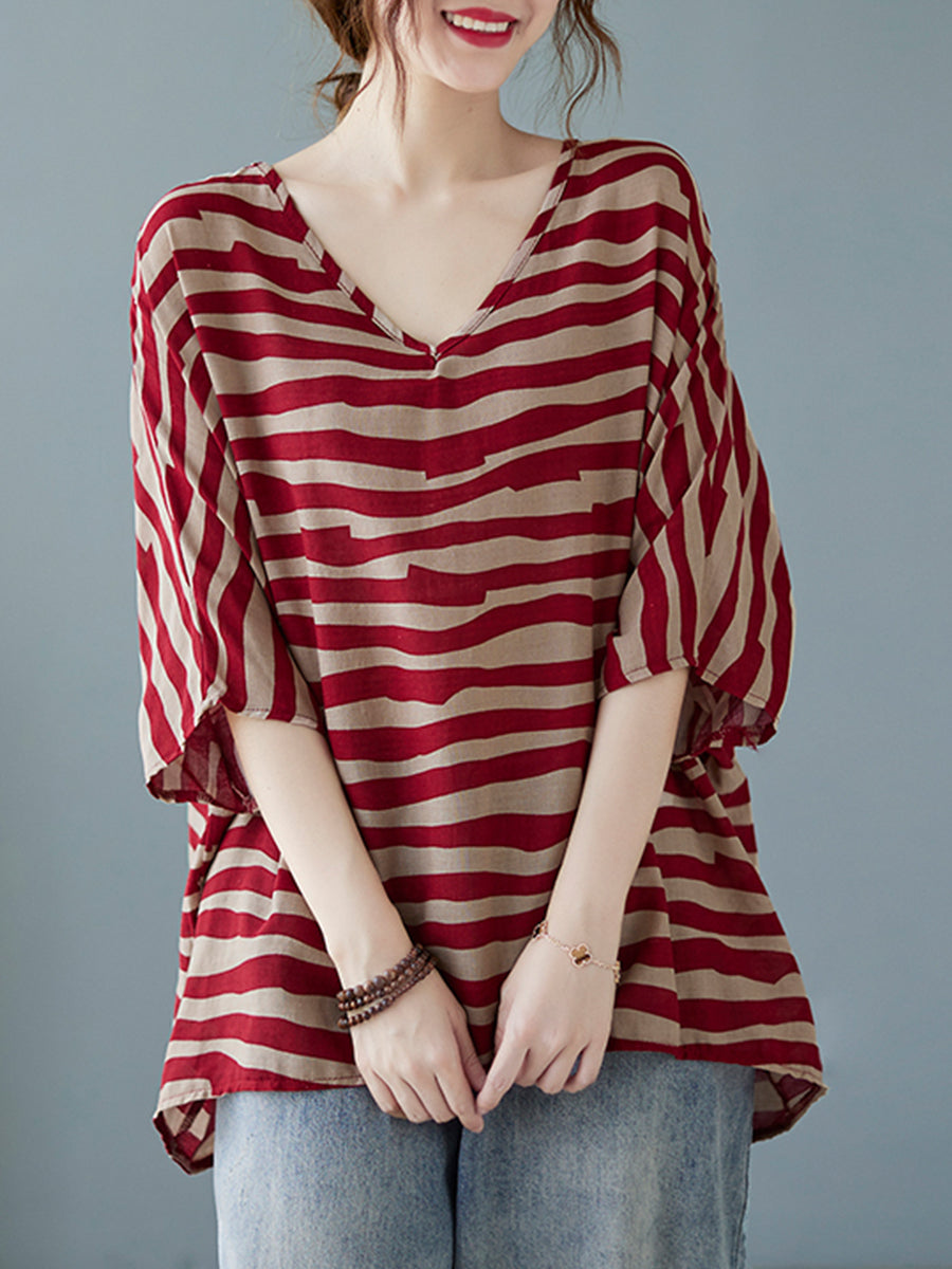 Horizontal striped V-neck shirt