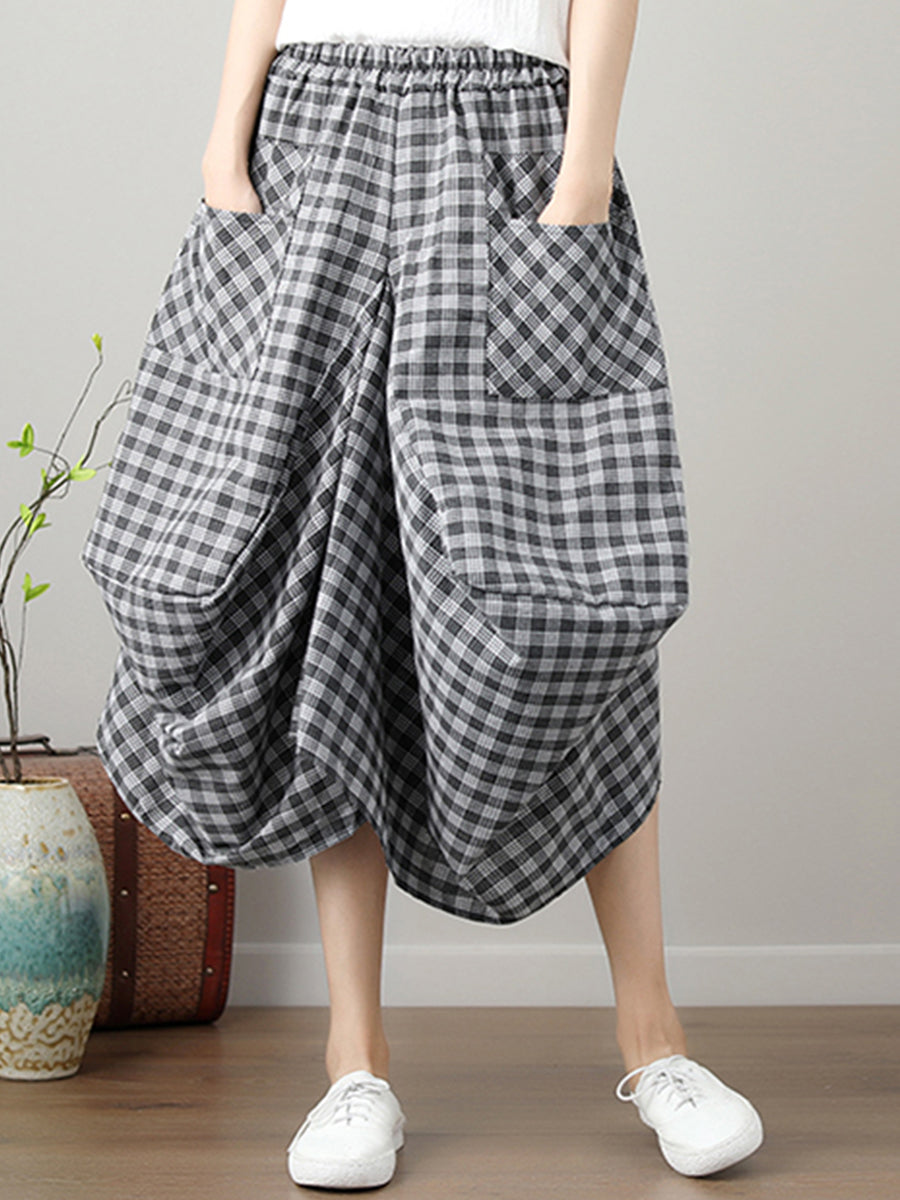 Loose and slim plaid skirt