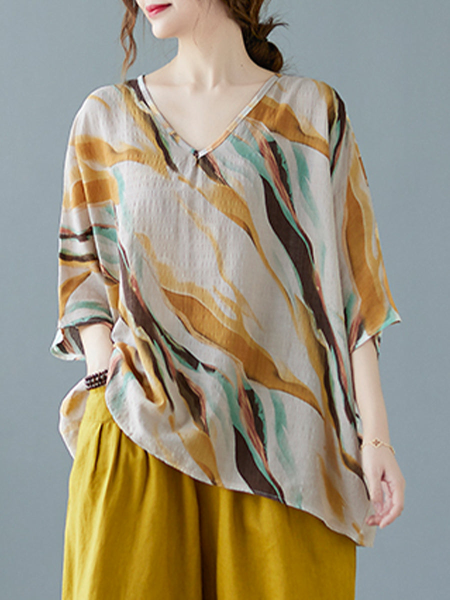 Casual printed V-neck shirt