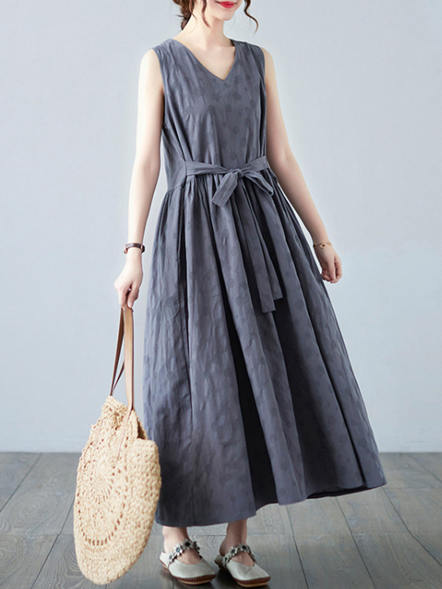 Waist tied sleeveless dress