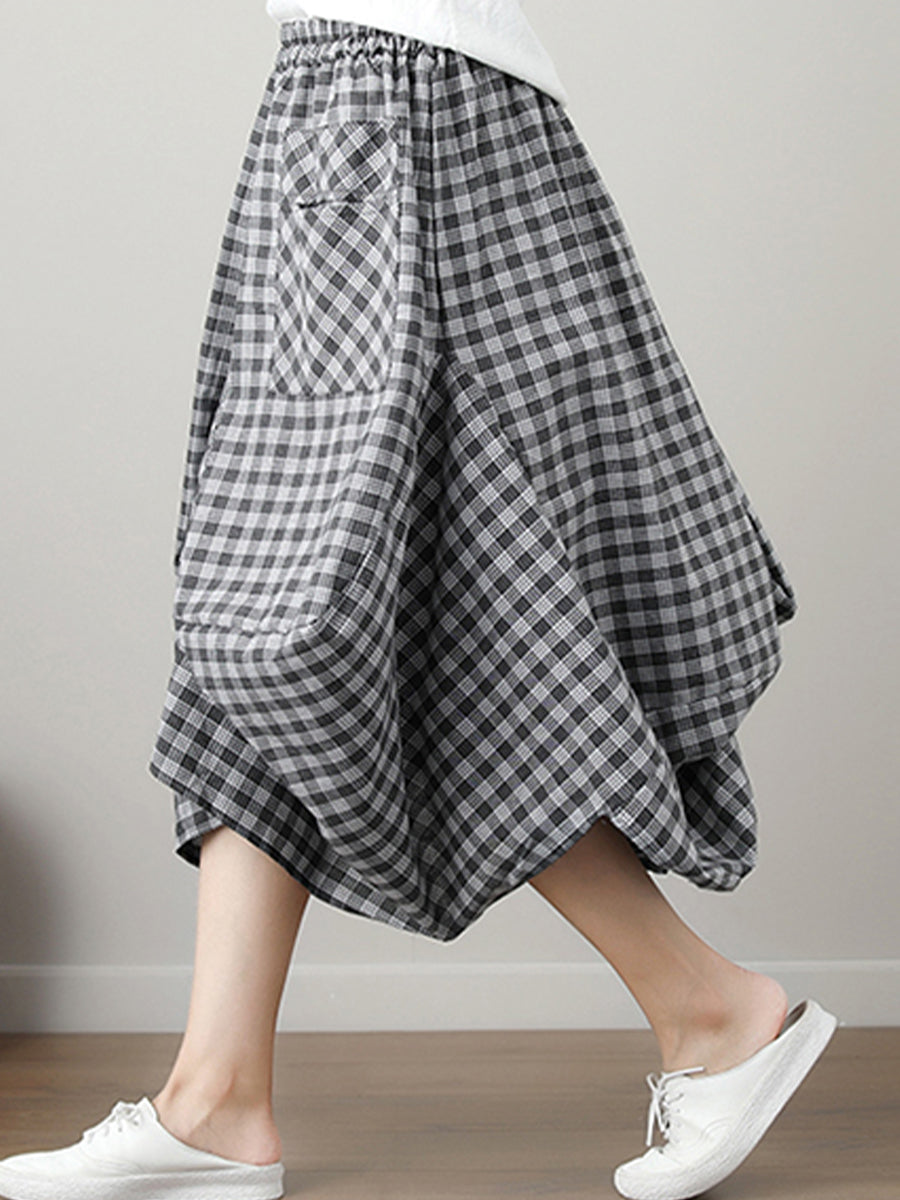 Loose and slim plaid skirt