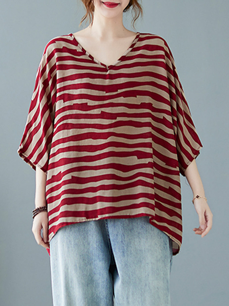 Horizontal striped V-neck shirt