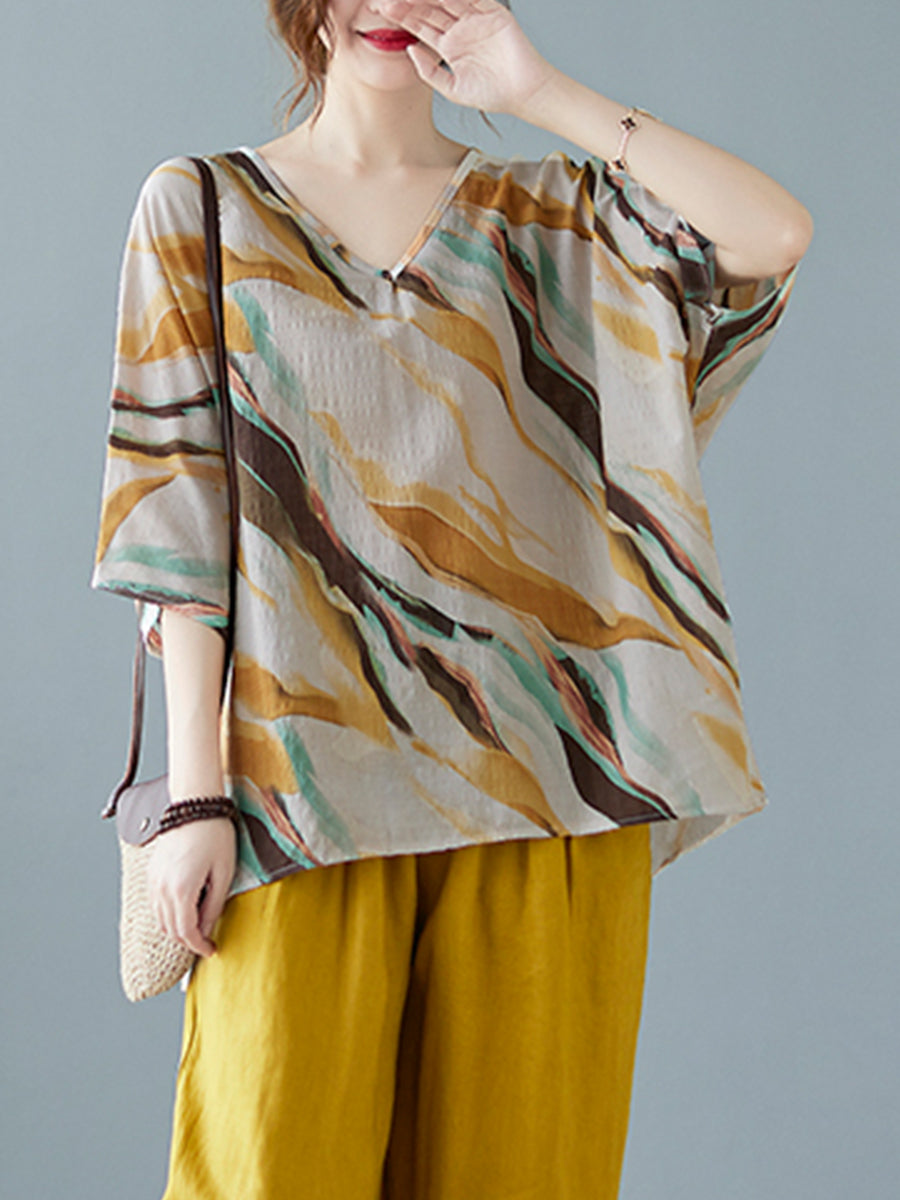 Casual printed V-neck shirt